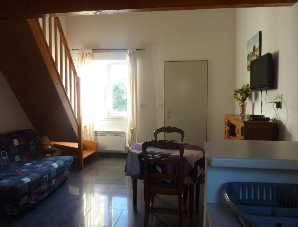 Appart'Hotel Les Rochers Auriol Ruang foto