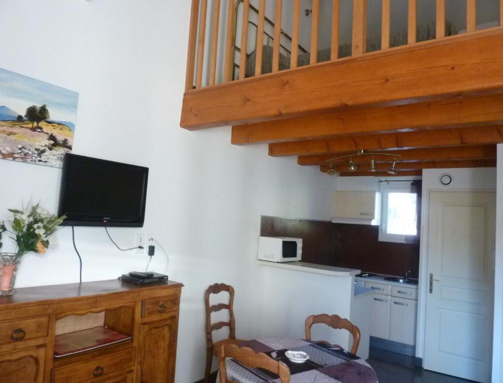 Appart'Hotel Les Rochers Auriol Ruang foto