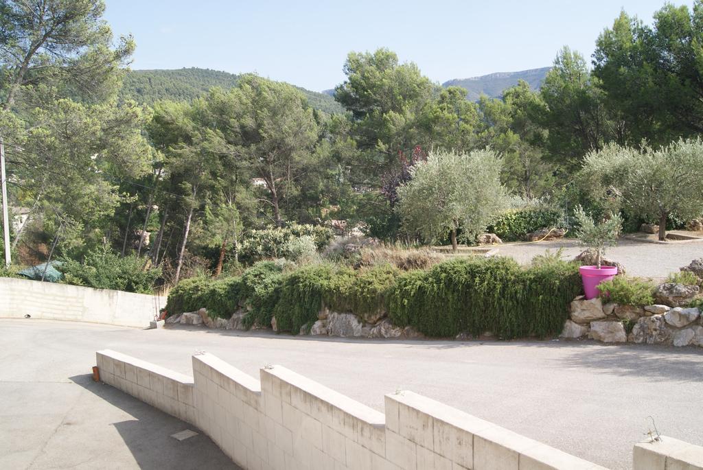 Appart'Hotel Les Rochers Auriol Bagian luar foto