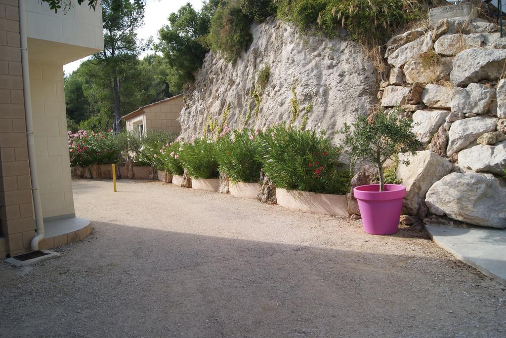 Appart'Hotel Les Rochers Auriol Bagian luar foto