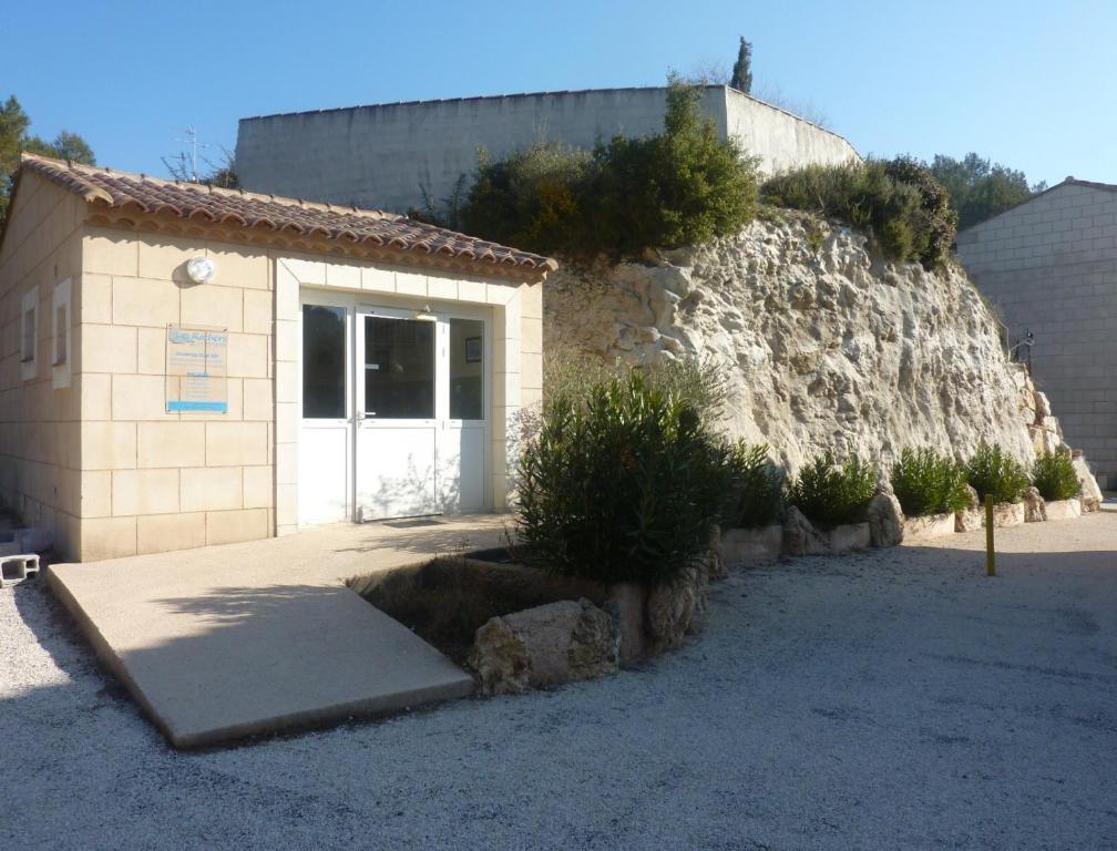 Appart'Hotel Les Rochers Auriol Bagian luar foto