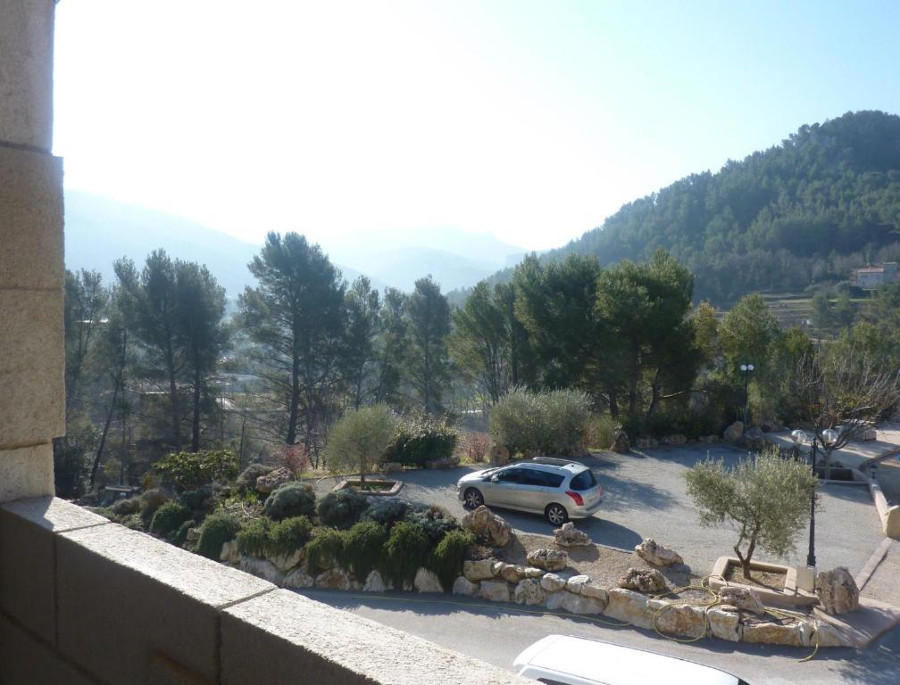 Appart'Hotel Les Rochers Auriol Bagian luar foto