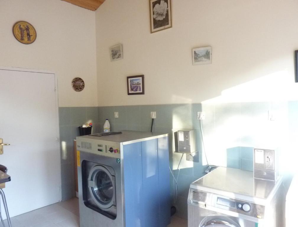 Appart'Hotel Les Rochers Auriol Bagian luar foto