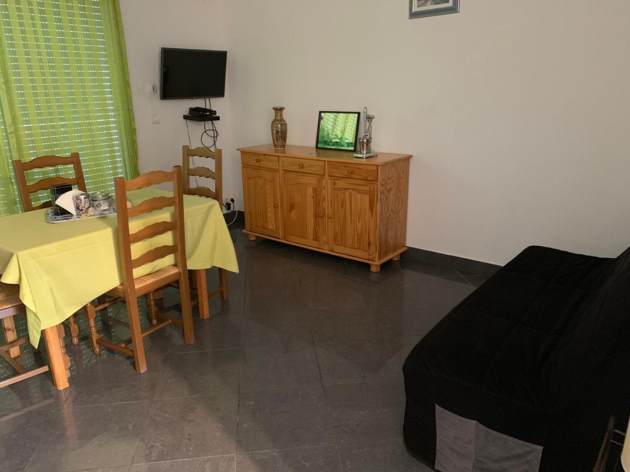 Appart'Hotel Les Rochers Auriol Bagian luar foto