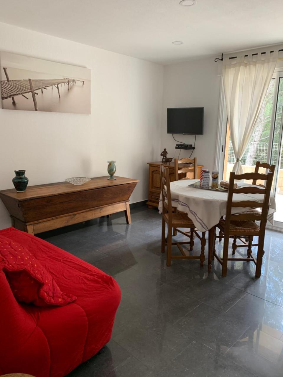 Appart'Hotel Les Rochers Auriol Bagian luar foto