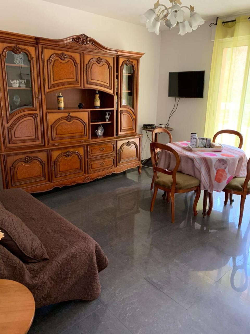 Appart'Hotel Les Rochers Auriol Bagian luar foto